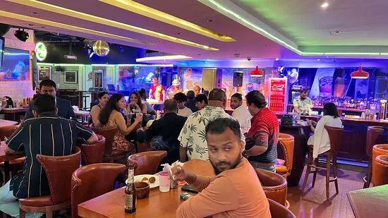 بايلا بار آند لاونج