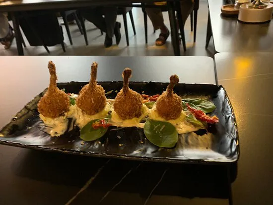 مطعم أوشال، مسقط