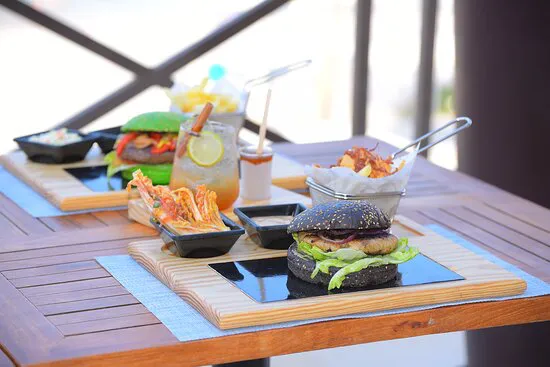 مطعم برجر باي، الغردقة