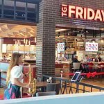 تي جي آي فرايديز، المحرّق