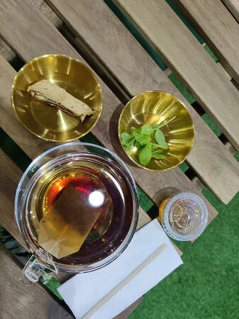 Garden Coffee Lounge