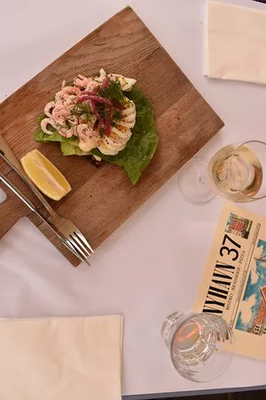 مطعم نيهافن 37، كوبنهاجن