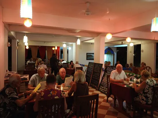 مطعم وبار غرينبيري