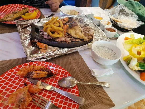 SAMA ALMOHEET Seafood Restaurant