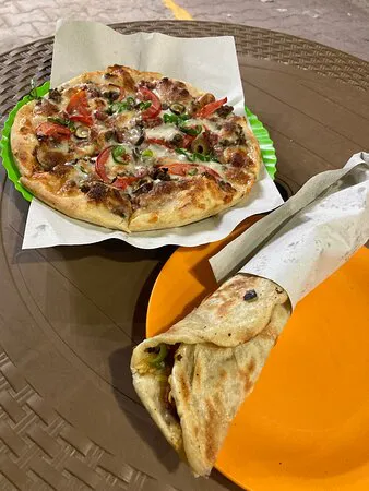 Bosy Cut Pizza And Pie Shop/takeaway