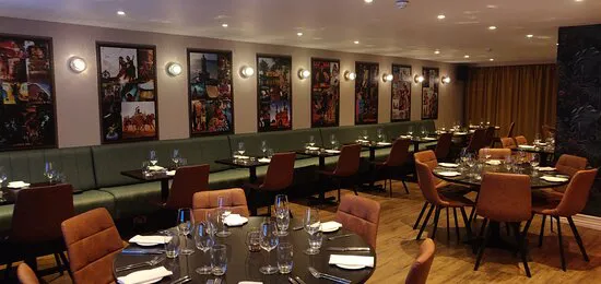 الجنوب في ثلاث قصص