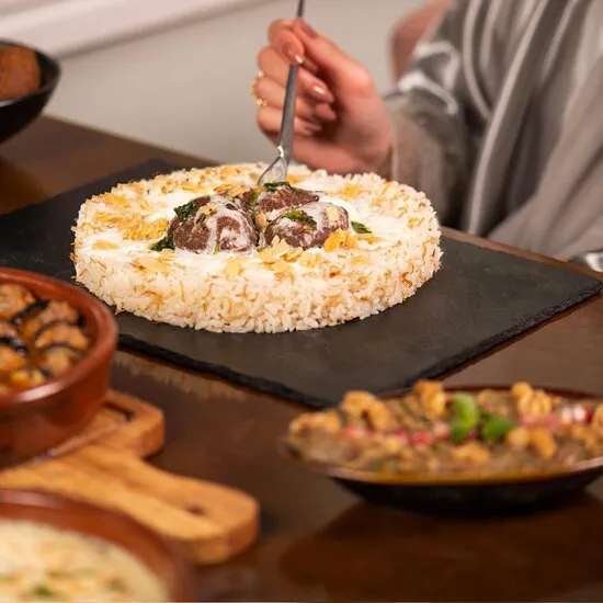 Loop Resturant & Cafe