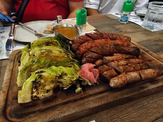 مطعم ون ورلد بوتشرز، مانيلا