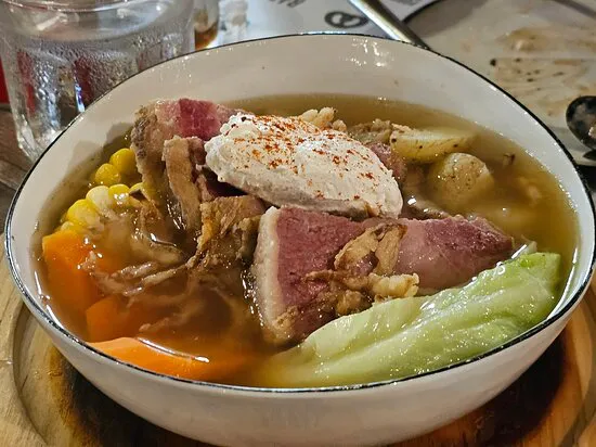 مطعم ون ورلد بوتشرز، مانيلا