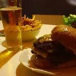 أمريكان برجر، أثينا