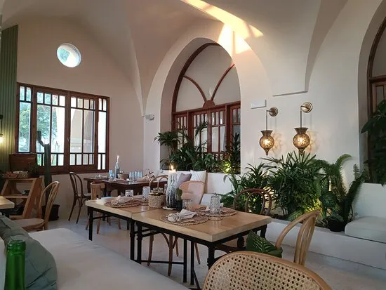 مطعم نيكول جرين هاوس