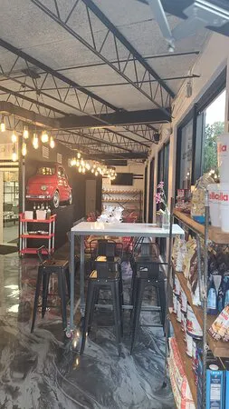 Pummarola Fort Lauderdale