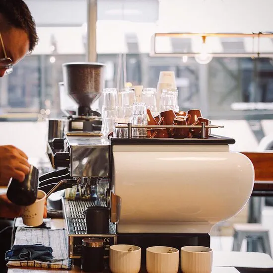 شركة (أميليا) للقهوة