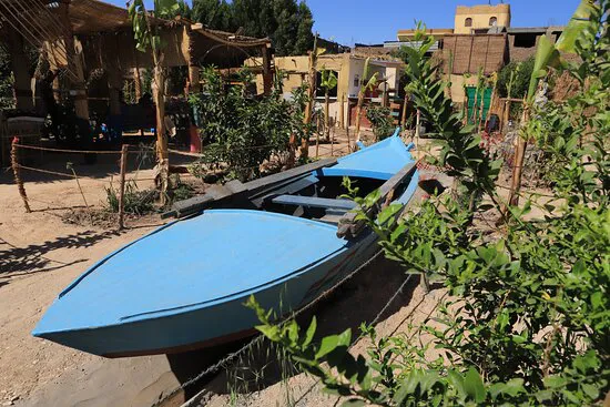 مطعم لودج البدوي الأقصر