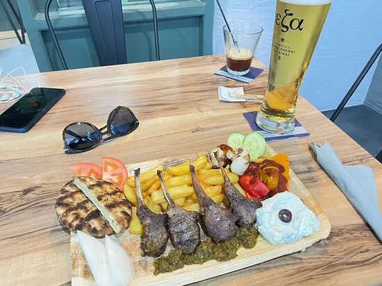 كوتاكي سانتوريني