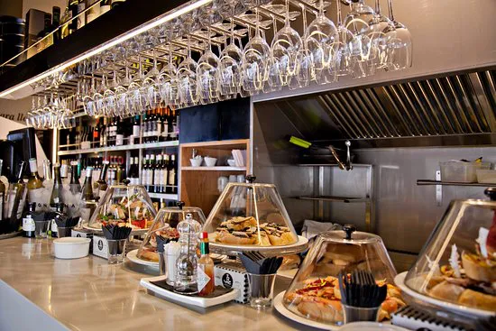 Gast r obar El Gusto بور إل فينو