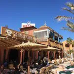 مطعم تمر حنة