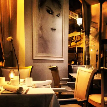 مطعم لو ماركيز