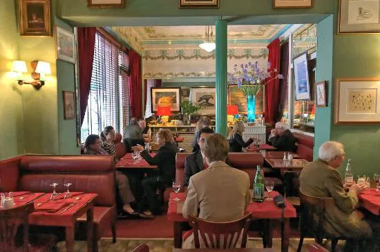 مطعم ريليه دو بوا، باريس