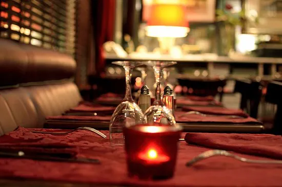 مطعم ريليه دو بوا، باريس