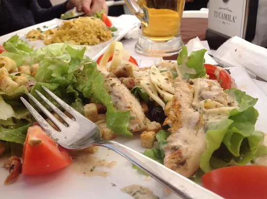 مطعم تابرنا تي كاميلا، لشبونة