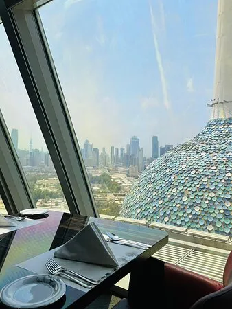 الأفق - مطعم أبراج الكويت