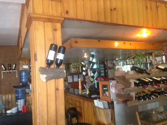 مقهى ومطعم Revolution