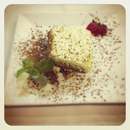 أونليوود بيتزا تراتوريا