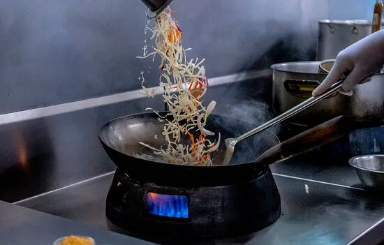 مطعم توم يم التايلاندي