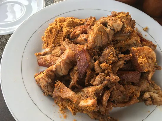 غانيان فيليدج، أكرا - غانا