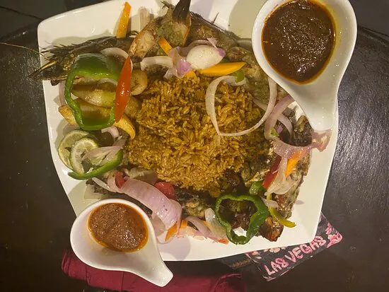 غانيان فيليدج، أكرا - غانا