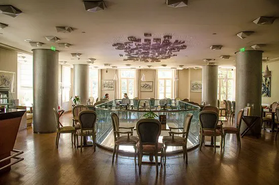 مقهى ميرلين، أثينا