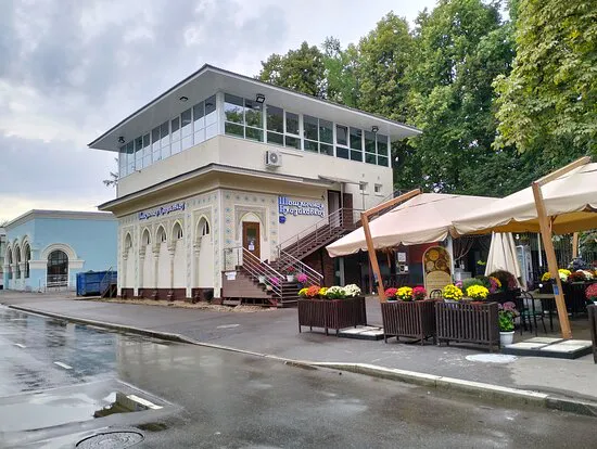 مطعم فلاديكافكاز، موسكو