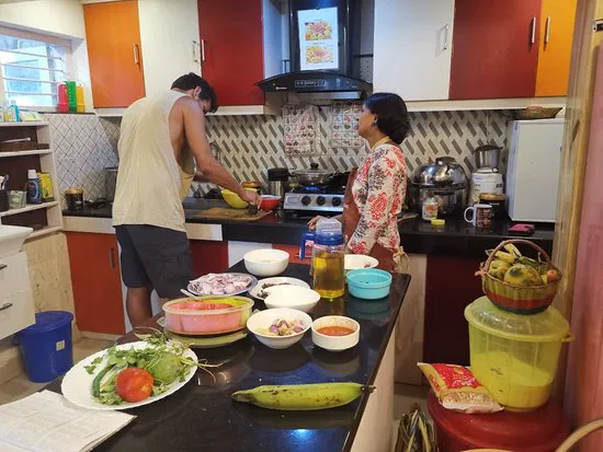 مطعم تاج محل، كوتشي