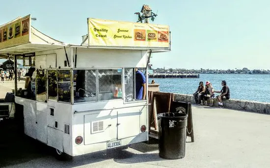 Quality Coast Gourmet Street Kitchen
