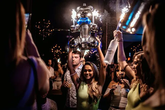 صالة وحديقة الجمهورية