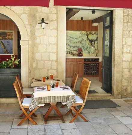 تراتوريا تيزورو