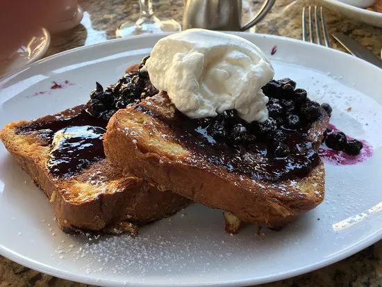 الاثنين أمي غابي