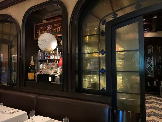 الاثنين أمي غابي