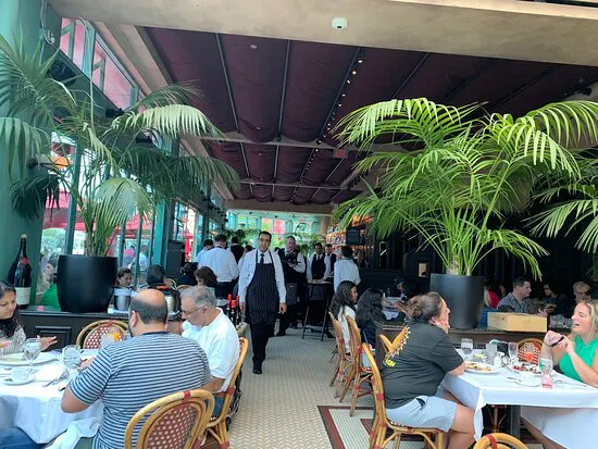 الاثنين أمي غابي