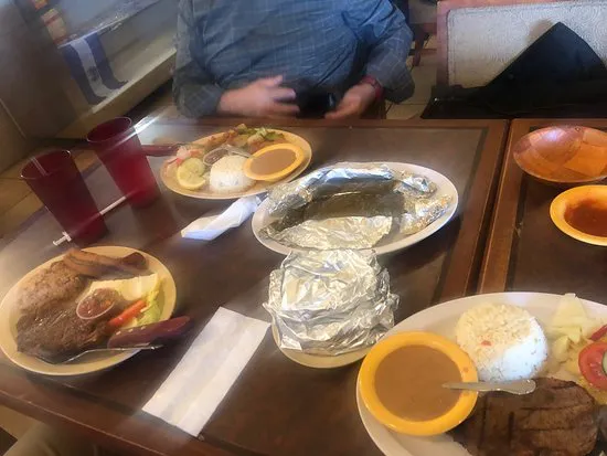 مطعم سلفادورينو