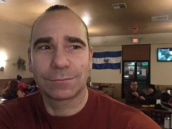 مطعم سلفادورينو