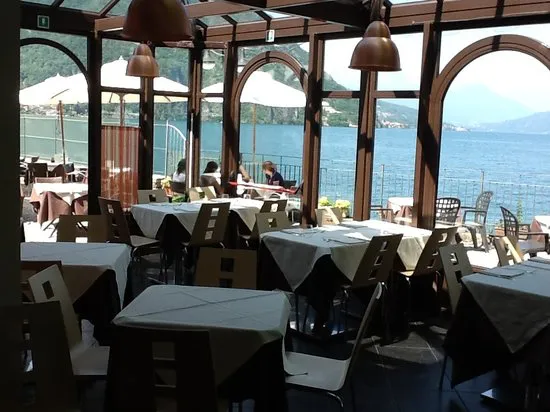 لا غرولا ميناجيو