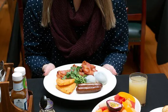 مطعم أفينيو