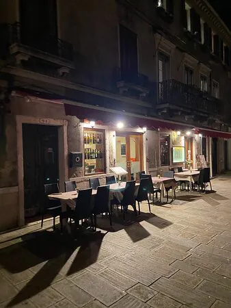 Bar 93 in Riva