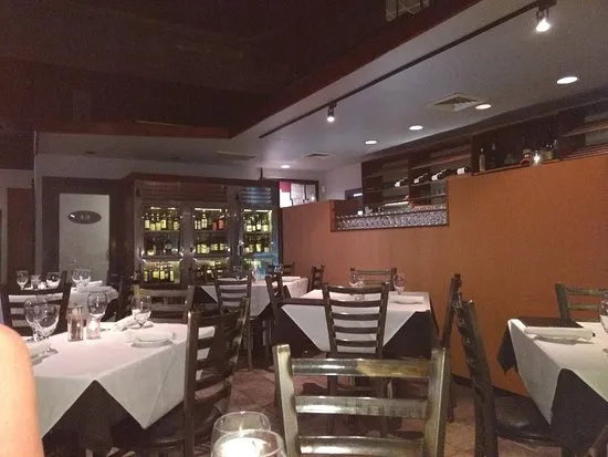Divino Restaurant & Wine Bar