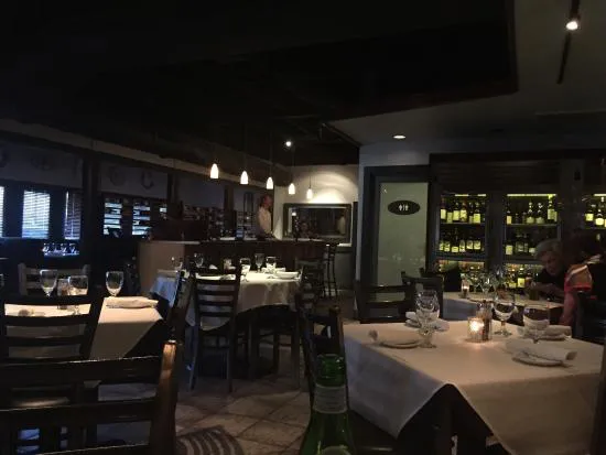 Divino Restaurant & Wine Bar