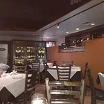 مطعم ديفينو وبار النبيذ