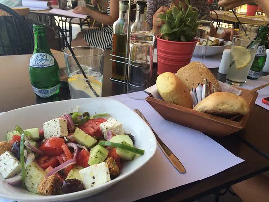 مطعم ومقهى ايونتوس، أثينا