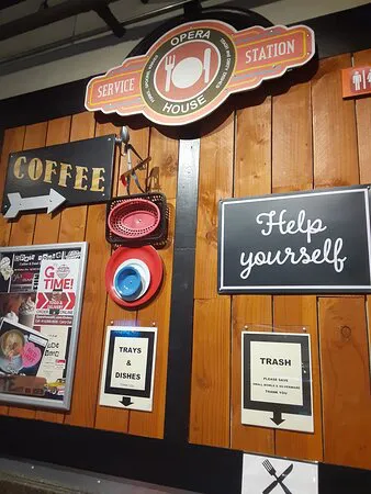 دار الأوبرا مقهى وغذاء